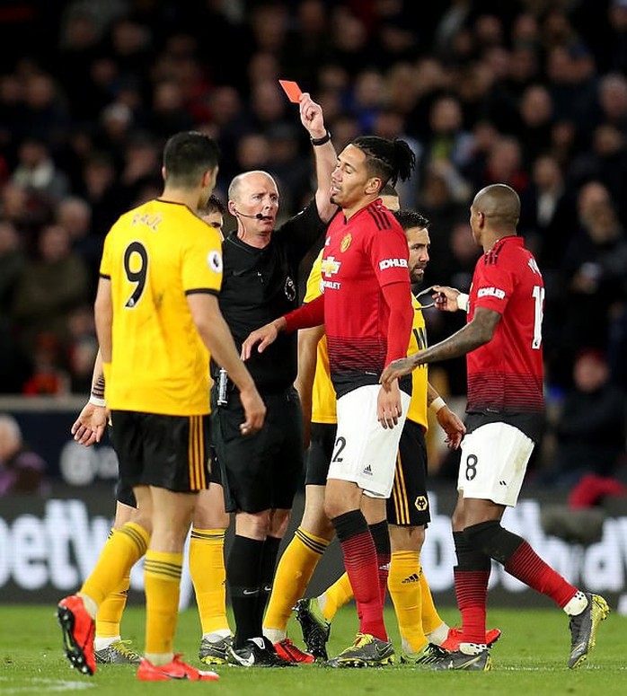 Vua thẻ ra oai, Man United gục ngã trước Wolverhampton - Ảnh 5.