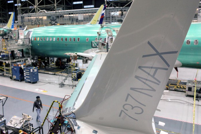 FAA lập nhóm quốc tế đánh giá lại an toàn bay của Boeing 737 Max - Ảnh 1.