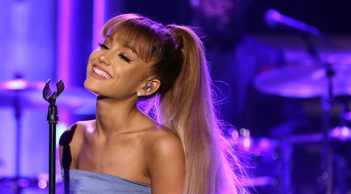 Giải thưởng Billboard gọi tên Ariana Grande? - Ảnh 1.