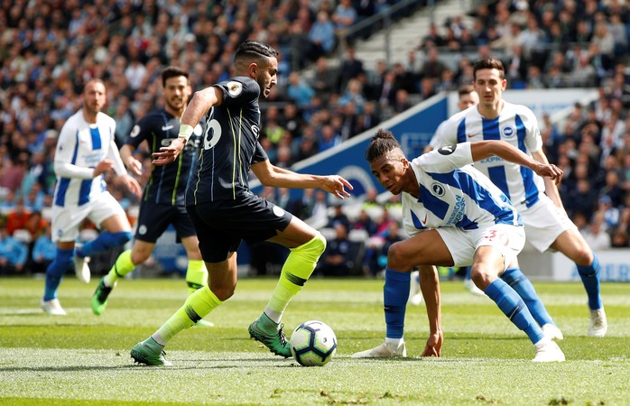 Tưng bừng đêm đăng quang, Man City rước cúp về Etihad - Ảnh 5.