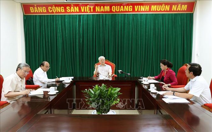 Tổng Bí thư, Chủ tịch nước Nguyễn Phú Trọng chủ trì họp lãnh đạo chủ chốt - Ảnh 2.