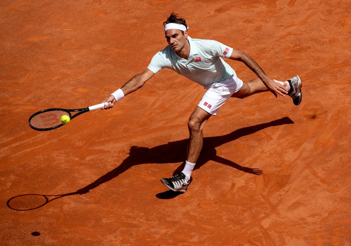 Federer khởi đầu suôn sẻ ở Rome Open 2019, Nadal cũng chẳng kém cạnh - Ảnh 3.