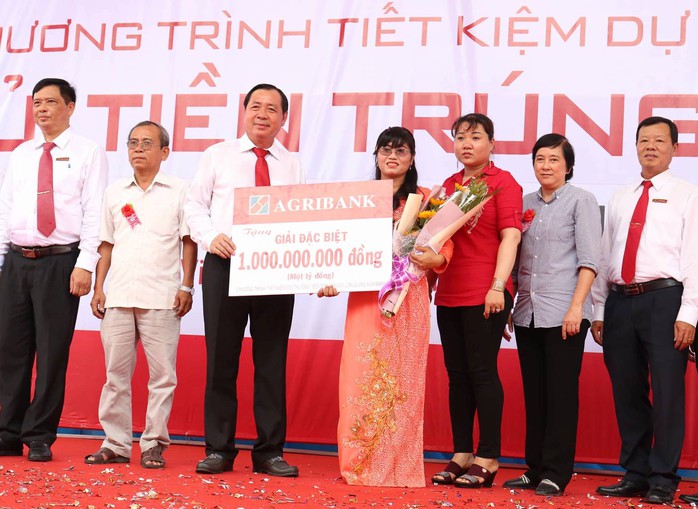 Sau giải Vietlott khủng đầu tiên, Trà Vinh lại có người trúng thưởng tiền tỉ của Agribank - Ảnh 1.