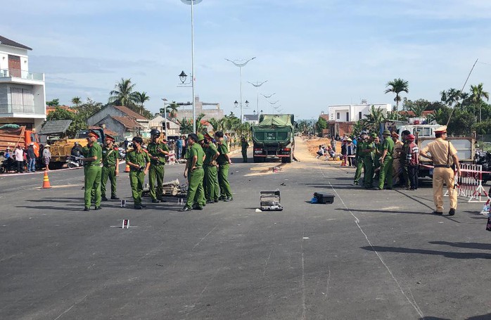 Tông chết nữ sinh lớp 12, tài xế lẫn trốn khỏi hiện trường bị tạm giữ hình sự - Ảnh 2.