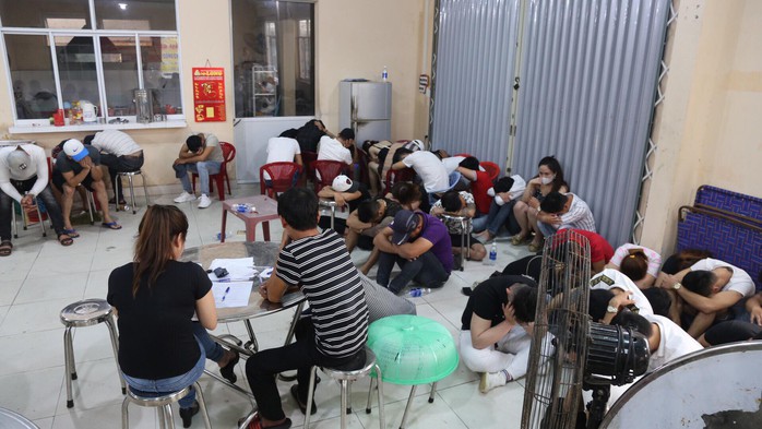 Vụ đột kích quán bar F3 Club: Bắt giữ 4 nghi phạm tàng trữ ma túy - Ảnh 3.