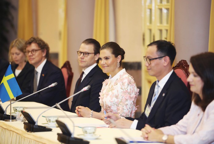 Tổng Bí thư, Chủ tịch nước mời Quốc vương và Hoàng hậu Thụy Điển thăm Việt Nam - Ảnh 3.