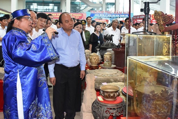 Thủ tướng tham quan triển lãm Thanh Hóa xưa và nay - Ảnh 4.