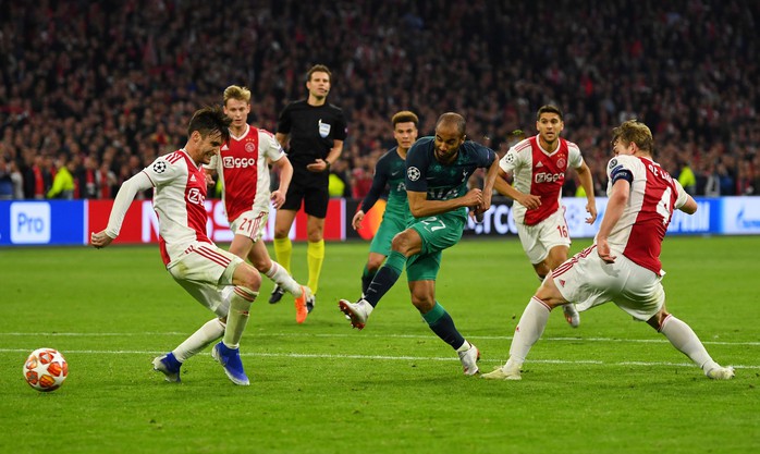 Sát thủ Lucas Moura lạnh lùng hạ gục Ajax đêm Amsterdam - Ảnh 7.