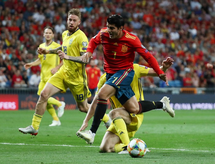 Vòng loại Euro 2020: Chân gỗ Morata lập công, Tây Ban Nha hạ đẹp Thụy Điển  - Ảnh 6.