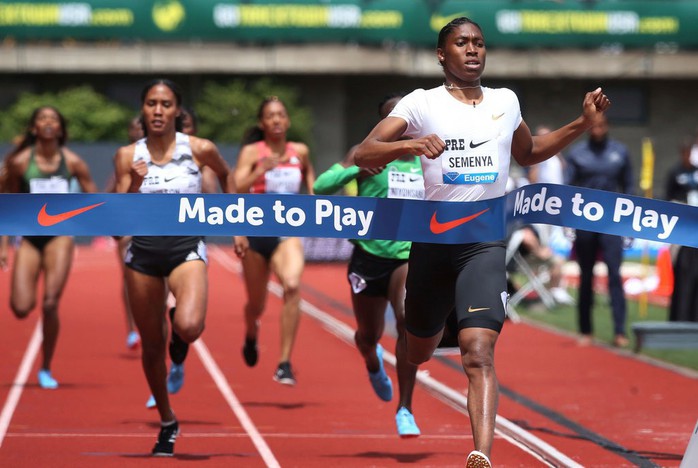 Bị cấm thi đấu 800m, Caster Semenya chiến thắng cự ly 2.000m - Ảnh 4.