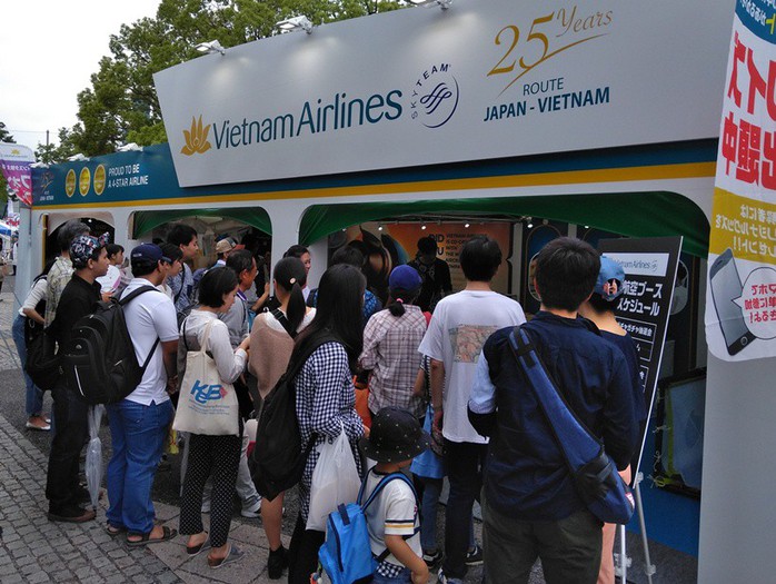 Khách Nhật xếp hàng dài tìm hiểu về sản phẩm du lịch Việt Nam - Ảnh 8.