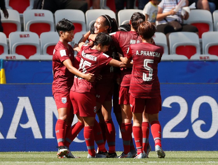 Thái Lan tiếp tục thảm bại, sớm bị loại khỏi World Cup nữ 2019 - Ảnh 3.