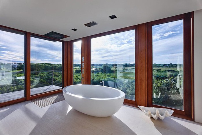 Chỉ nhờ mẹo thiết kế này mà phòng tắm luôn khiến người dùng thoải mái - Ảnh 18. Chỉ nhờ mẹo thiết kế này mà phòng tắm luôn khiến người dùng thoải mái - Ảnh 18.