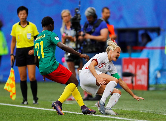 2019-06-23t175046z_627698040_rc1fc463d310_rtrmadp_3_soccer-worldcup-eng-cmr