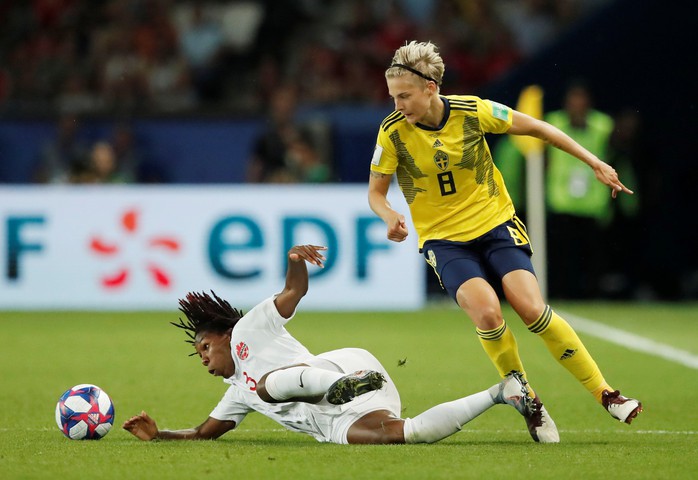 Hai quả penalty giúp Mỹ đánh bại Tây Ban Nha - Ảnh 5. Hai quả penalty giúp Mỹ đánh bại Tây Ban Nha - Ảnh 5.