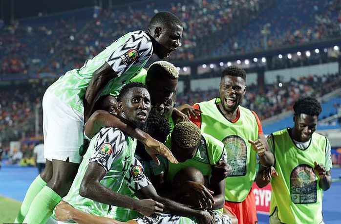 Sao Ngoại hạng Anh tỏa sáng, Senegal và Nigeria vào bán kết CAN 2019 - Ảnh 10.