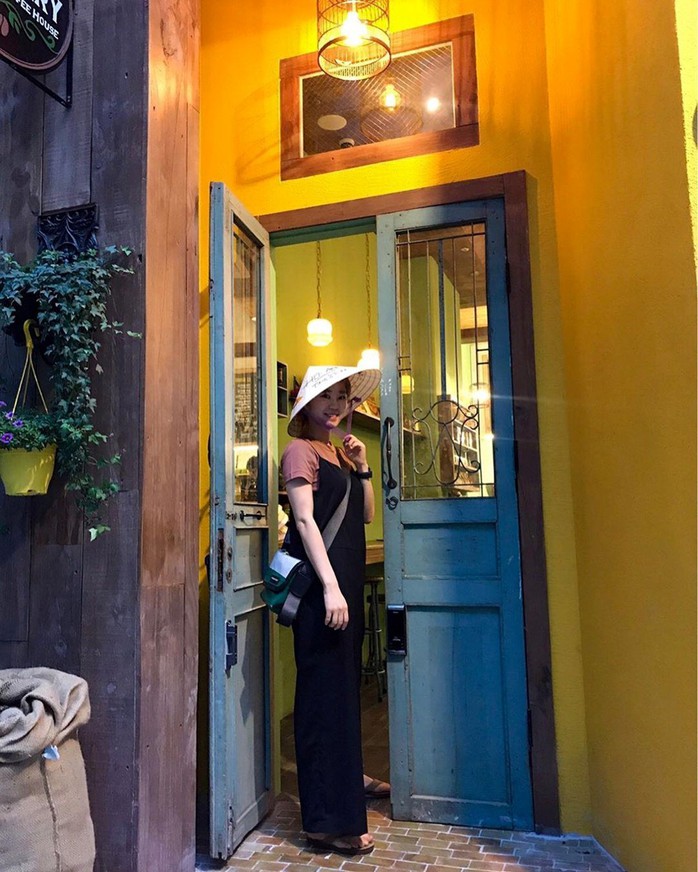 Quán cà phê Hội An giữa lòng Seoul được giới trẻ Hàn Quốc yêu thích - Ảnh 5.