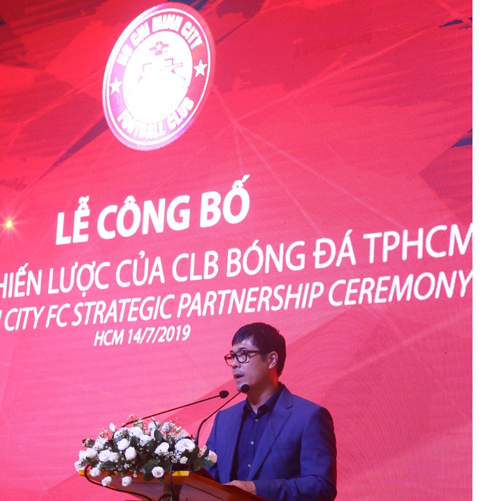 HLV Chung Hae-soung: Tôi đang bị dư luận ép phải vô địch V-League - Ảnh 1.