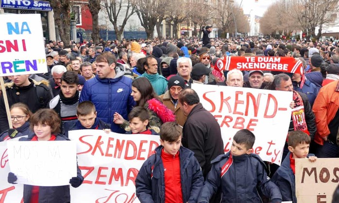 Bị cấm thi đấu 10 năm, CLB Skenderbeu dọa kiện UEFA ra tòa Thụy Sĩ - Ảnh 3.