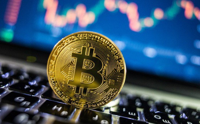 Bitcoin rơi xuống vực thẳm sau câu nói của ông Trump - Ảnh 1. Bitcoin rơi xuống vực thẳm sau câu nói của ông Trump - Ảnh 1.