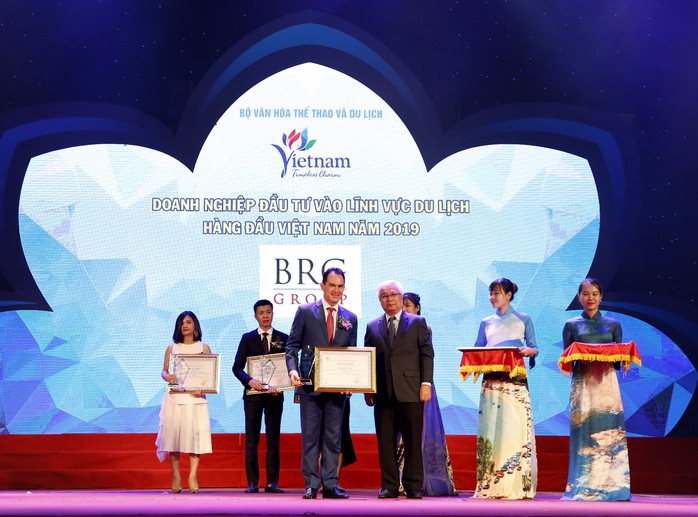 BRG được vinh danh nhiều giải tại Giải thưởng Du lịch Việt Nam 2019 - Ảnh 1. BRG được vinh danh nhiều giải tại Giải thưởng Du lịch Việt Nam 2019 - Ảnh 1.