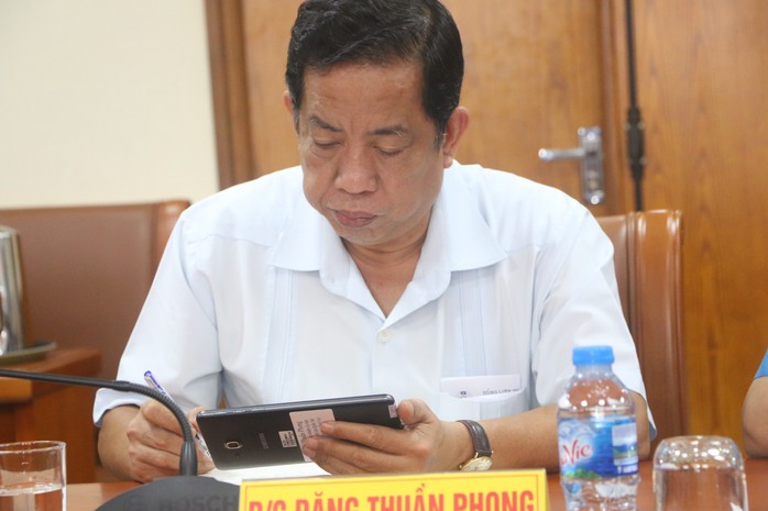 Tổng LĐLĐ Việt Nam tổ chức hội nghị không phát tài liệu bằng giấy - Ảnh 6.