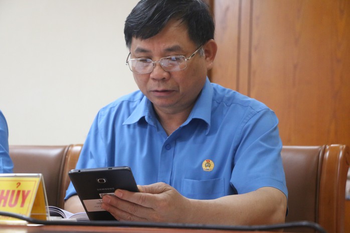 Tổng LĐLĐ Việt Nam tổ chức hội nghị không phát tài liệu bằng giấy - Ảnh 8.