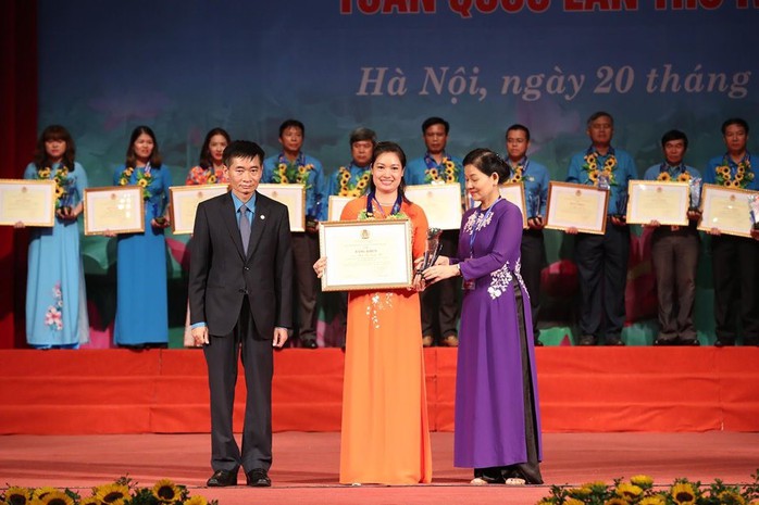 Chủ tịch Tổng LĐLĐ Việt Nam được trao Giải thưởng Nguyễn Văn Linh - Ảnh 3.
