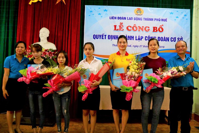 THỪA THIÊN - HUẾ: Nhiều hoạt động mừng ngày thành lập Công đoàn Việt Nam - Ảnh 1.
