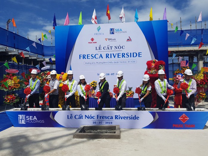 Tổ chức lễ Cất nóc dự án Fresca Riverside - Ảnh 1. Tổ chức lễ Cất nóc dự án Fresca Riverside - Ảnh 1.