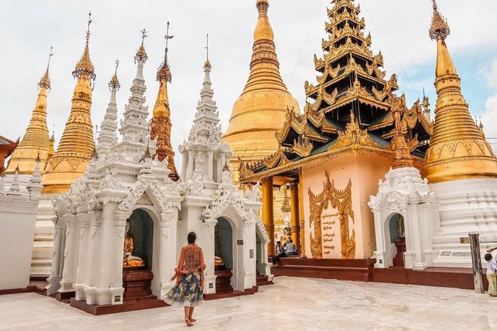 Những ngôi đền, chùa dát vàng, đính kim cương ở Myanmar - Ảnh 1. Những ngôi đền, chùa dát vàng, đính kim cương ở Myanmar - Ảnh 1.