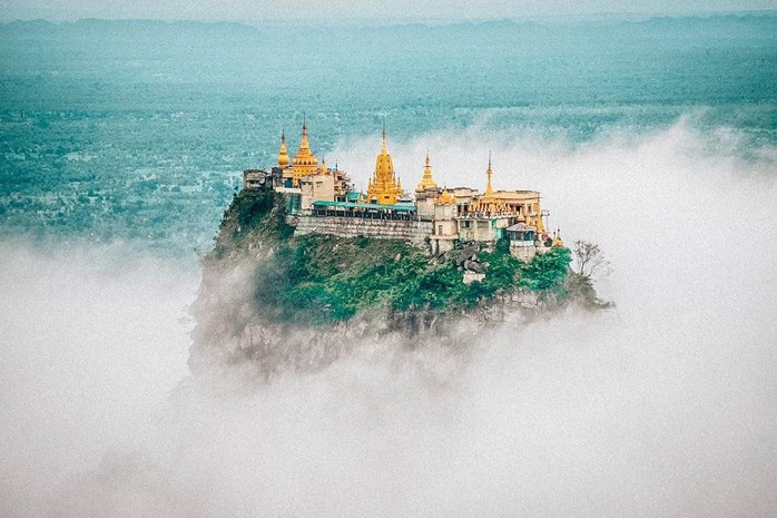 Những ngôi đền, chùa dát vàng, đính kim cương ở Myanmar - Ảnh 6.