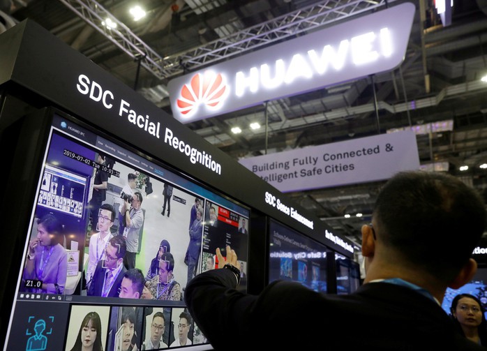 Nhân viên Huawei liên hệ sâu sắc với quân đội Trung Quốc - Ảnh 1.