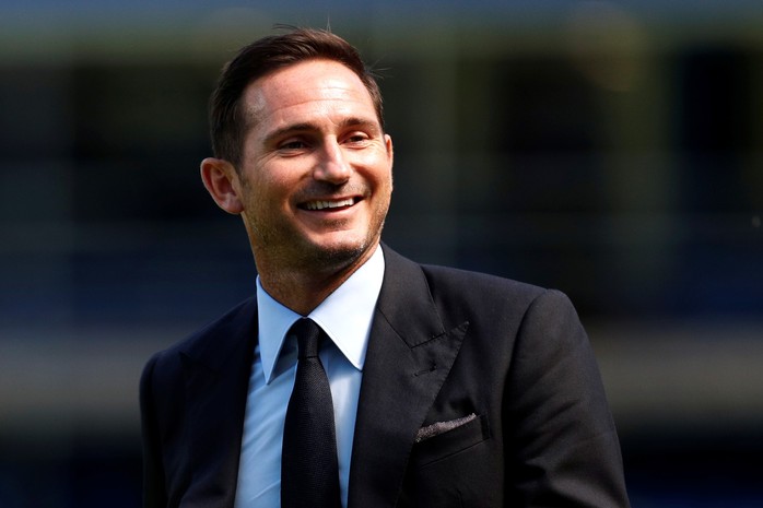 Tân HLV Chelsea Lampard mướt mồ hồi tập luyện cùng học trò - Ảnh 3.