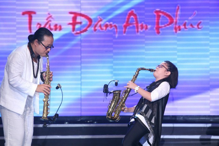 Con gái nghệ sĩ saxophone Trần Mạnh Tuấn vượt mặt bố - Ảnh 3.