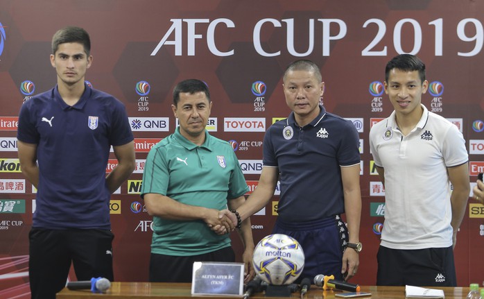 Hà Nội khủng hoảng nhân sự trước trận bán kết AFC Cup, Duy Mạnh chấn thương vẫn phải thi đấu - Ảnh 1.