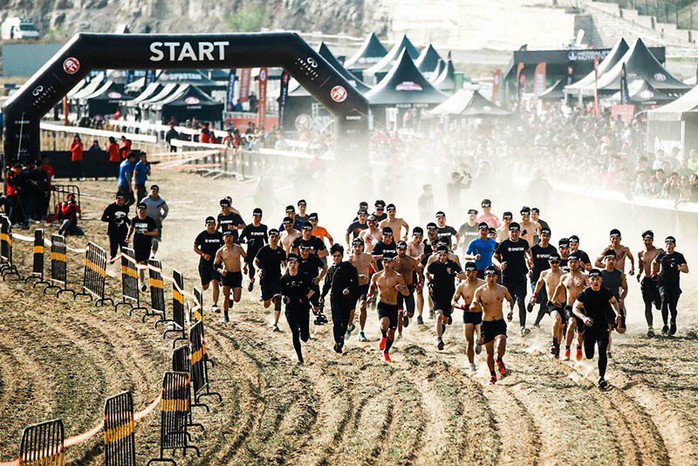 Spartan Race lần đầu đến Việt Nam, thử thách những người dũng cảm - Ảnh 1.