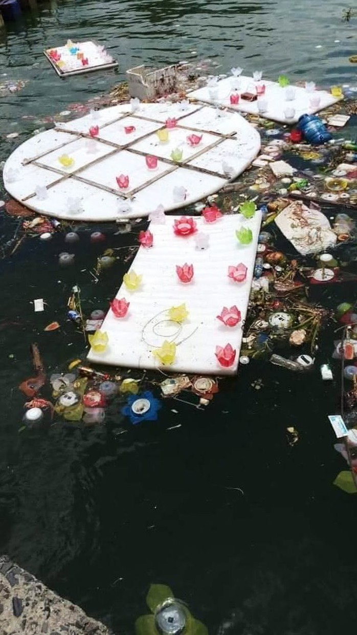 Ầm ĩ vụ việc 30.000 hoa đăng thả xuống vịnh Lan Hạ gây ô nhiễm - Ảnh 5.