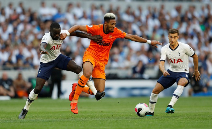 Tottenham thua sốc sân nhà, Man City trở lại ngôi nhì Ngoại hạng - Ảnh 5.