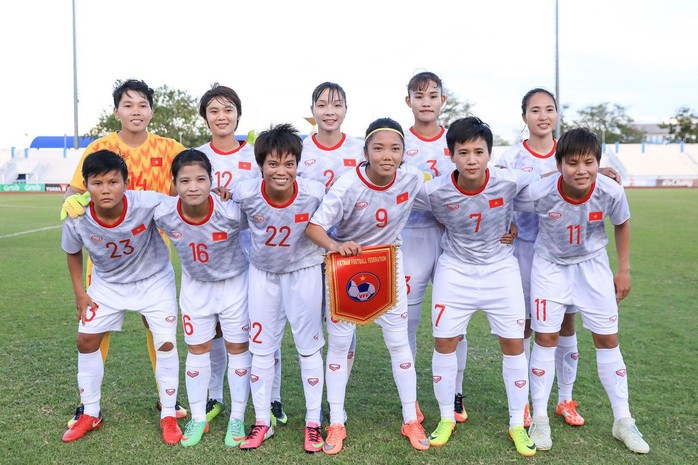 Việt Nam hạ kình địch Thái Lan, vô địch giải bóng đá nữ Đông Nam Á - Ảnh 1.