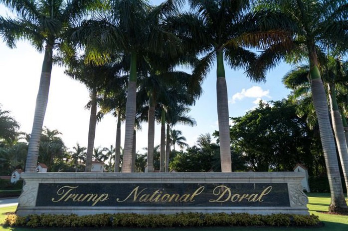 Đề nghị tổ chức Hội nghị G7 ở sân golf riêng, Tổng thống Trump bị điều tra  - Ảnh 1.