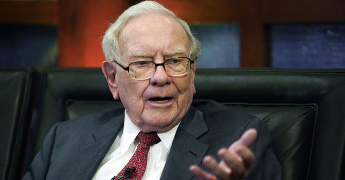Warren Buffett chỉ ra “sai lầm số 1” khi cha mẹ dạy con cái về tiền bạc - Ảnh 1. Warren Buffett chỉ ra “sai lầm số 1” khi cha mẹ dạy con cái về tiền bạc - Ảnh 1.