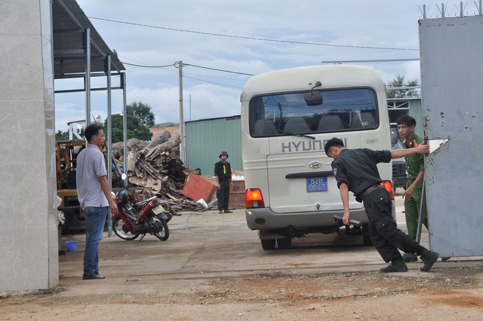 Đánh úp sào huyệt ma túy cực lớn - Ảnh 1.