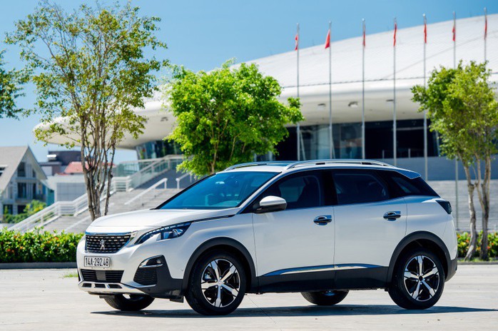 Peugeot ưu đãi giá đến 50 triệu đồng và nhiều quyền lợi hấp dẫn khác - Ảnh 4. Peugeot ưu đãi giá đến 50 triệu đồng và nhiều quyền lợi hấp dẫn khác - Ảnh 4.