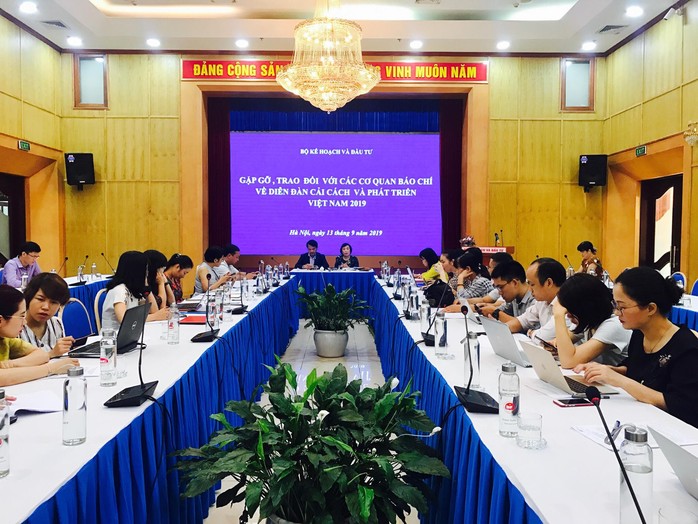 Thủ tướng Nguyễn Xuân Phúc sẽ thảo luận với hơn 500 đại biểu tại Diễn đàn Cải cách và Phát triển - Ảnh 1.