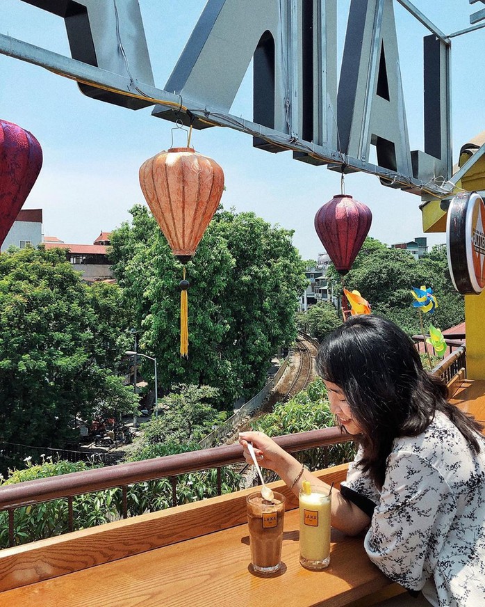 Trung thu ghé 5 quán cà phê trang trí tràn không khí trăng rằm - Ảnh 1. Trung thu ghé 5 quán cà phê trang trí tràn không khí trăng rằm - Ảnh 1.