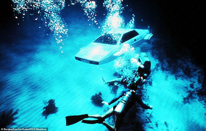Hải quân Anh thử nghiệm tàu ngầm của “điệp viên 007” - Ảnh 6.