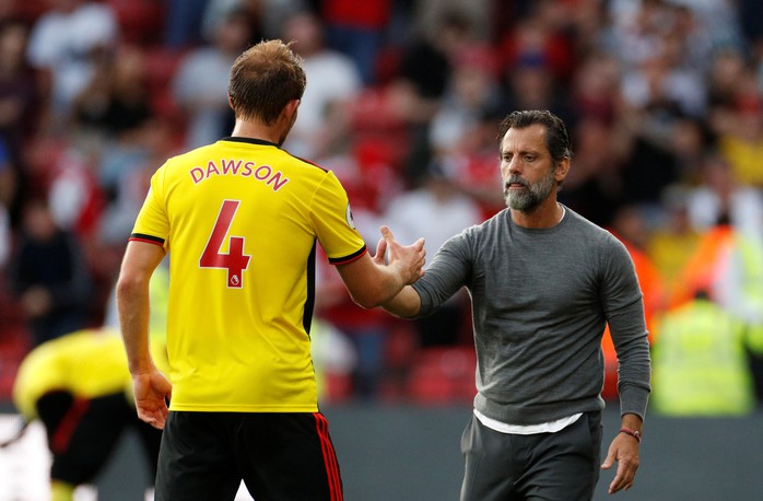 Ngỡ ngàng hàng thủ, Arsenal nhận quả đắng tại Vicarage Road - Ảnh 1.