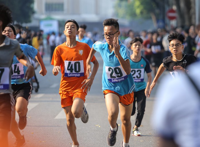Gần 1.500 VĐV tham gia Giải chạy Báo Hà Nội Mới mở rộng lần thứ 46 - Ảnh 14.