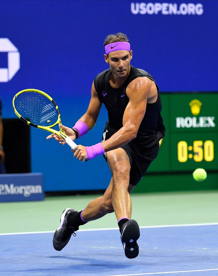 Clip Nadal mạnh mẽ quật ngã đối thủ, vào bán kết US Open 2019 - Ảnh 4.